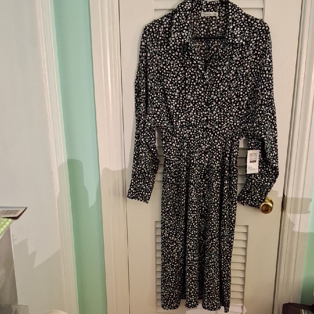 89th & Madison Black and White Floral Long Sleeve Dress